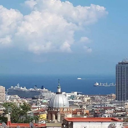 Il Volo Del Gabbiano Apartment Наполи Екстериор снимка