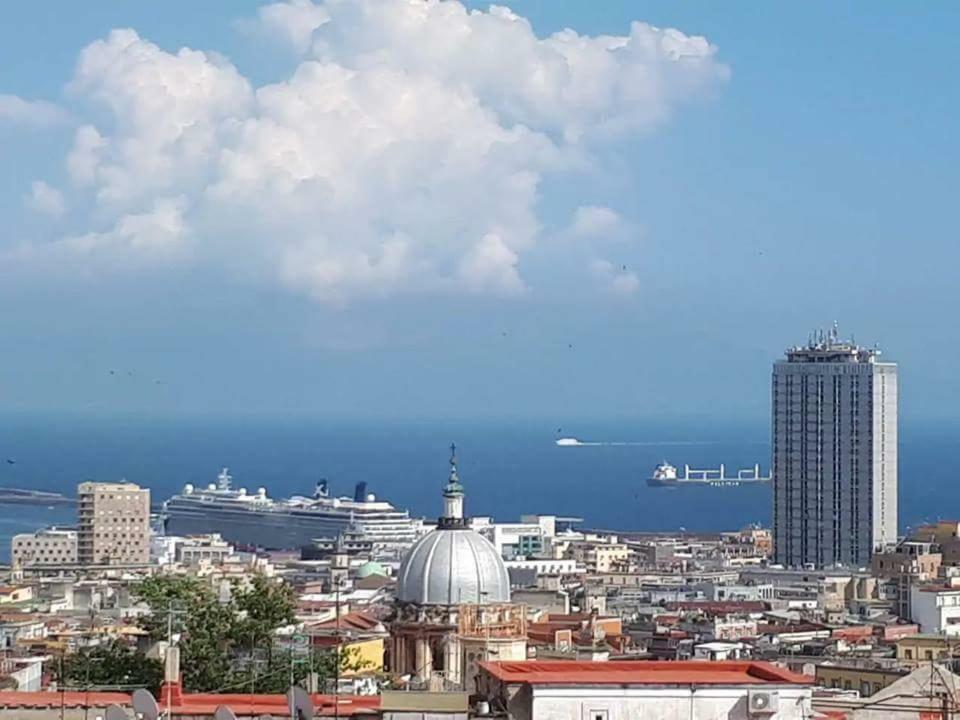 Il Volo Del Gabbiano Apartment Наполи Екстериор снимка